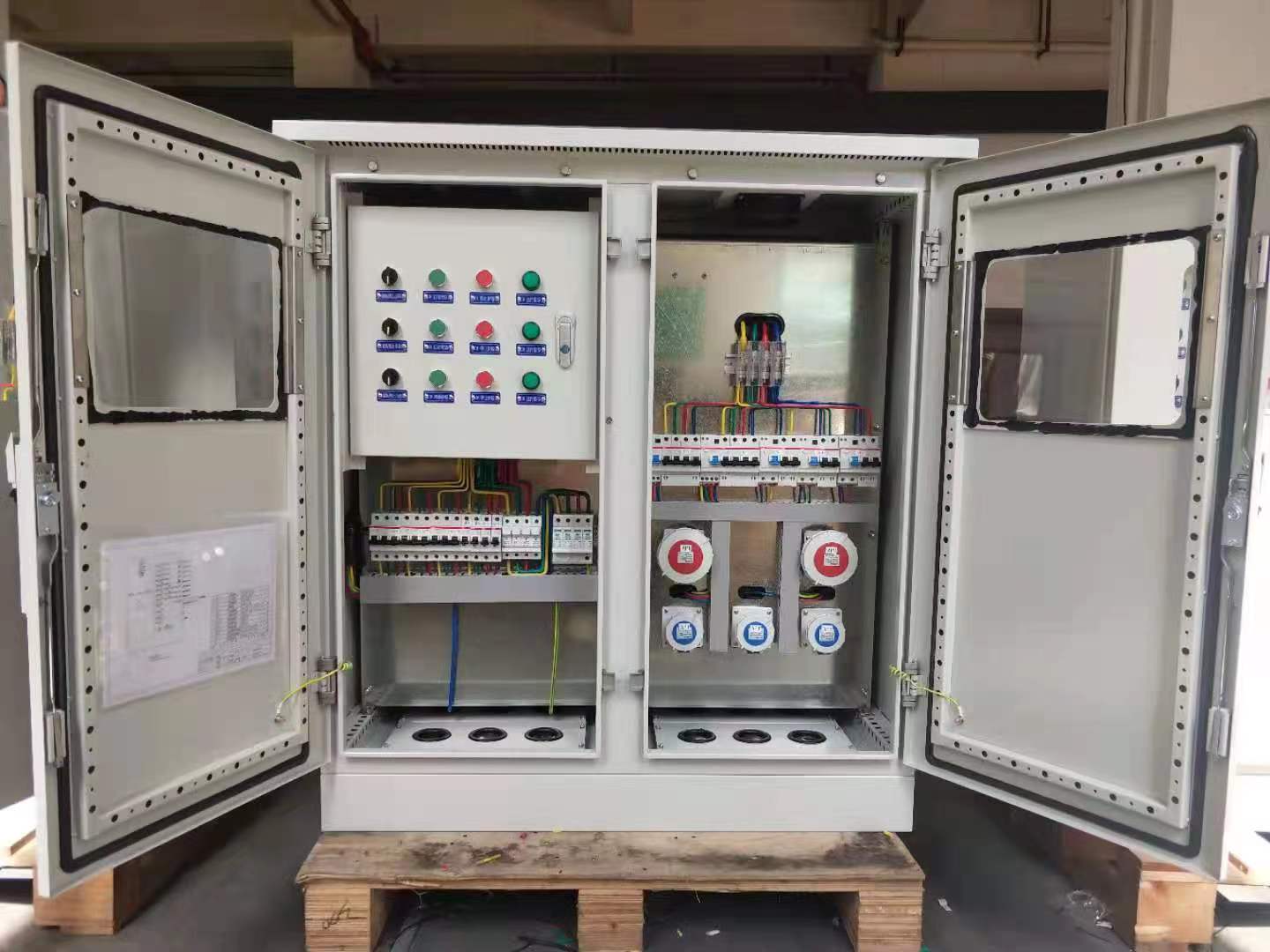 機務(wù)配電亭（含高桿燈控制系統(tǒng)）應(yīng)用于陜西神木機場